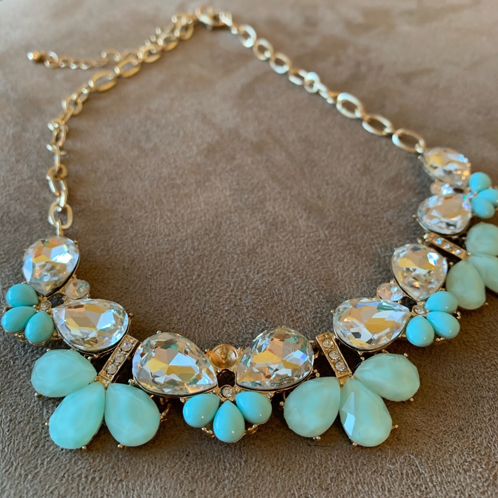 Necklace with light blue stones - Picture 2 of 2